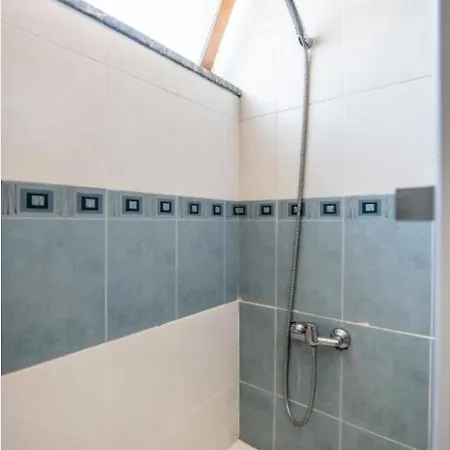 Located Habitación en casa particular